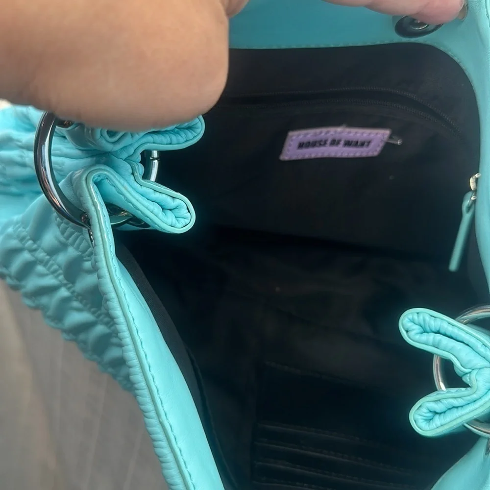 H.O.W. WE INSPIRE in SKY BLUE SHIRRING